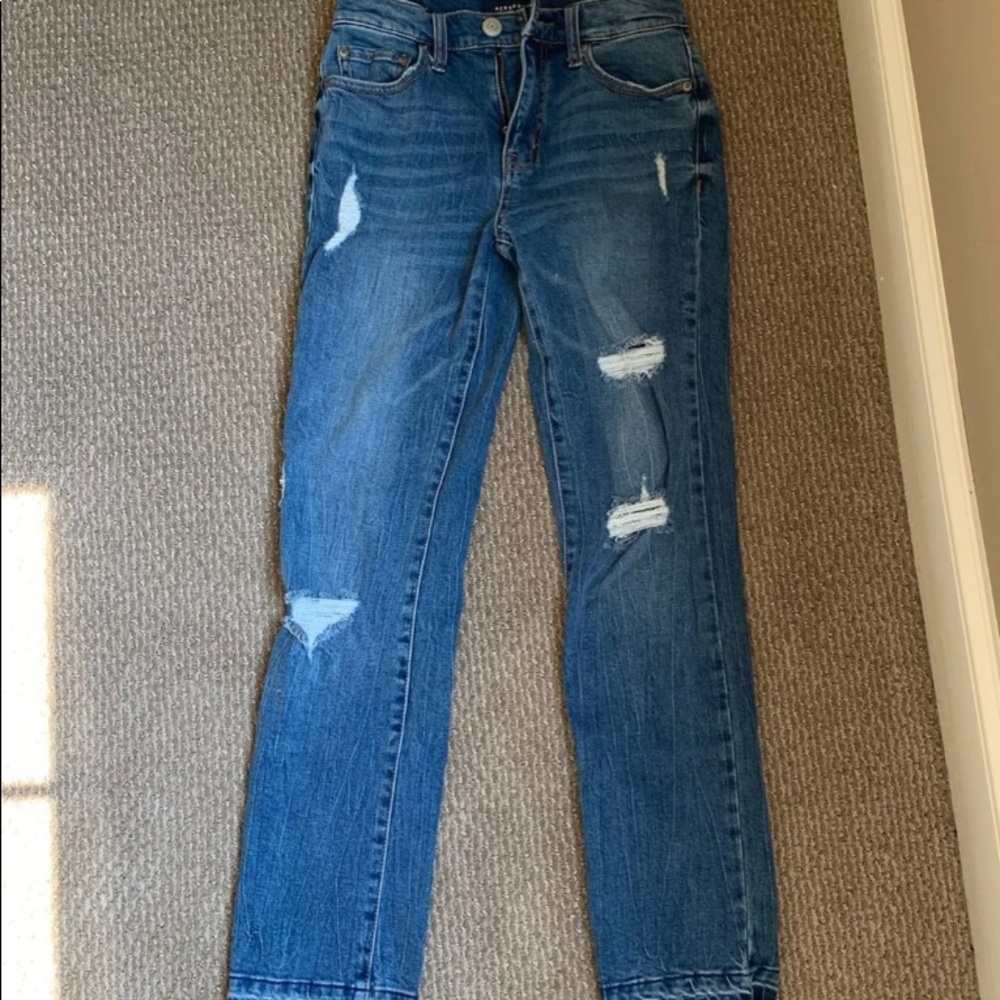 High waisted distressed ankle jeans